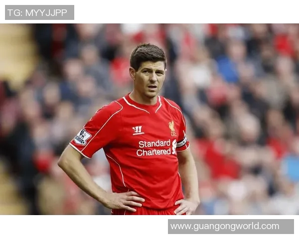 足球球星标志的背后意义与品牌塑造探索 足球球星标志的背后意义与品牌塑造探索