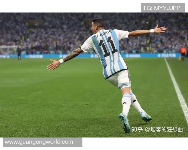 迪马利亚：从阿根廷传奇到全球足坛巨星的荣耀之路